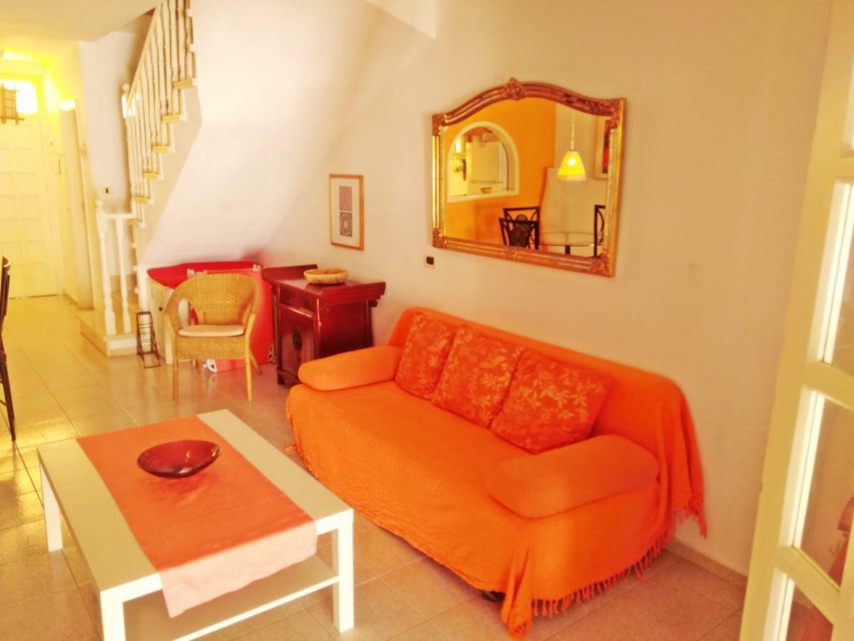 Casa Sarita - Farbenfrohes Ferienhaus Chayofa Екстер'єр фото
